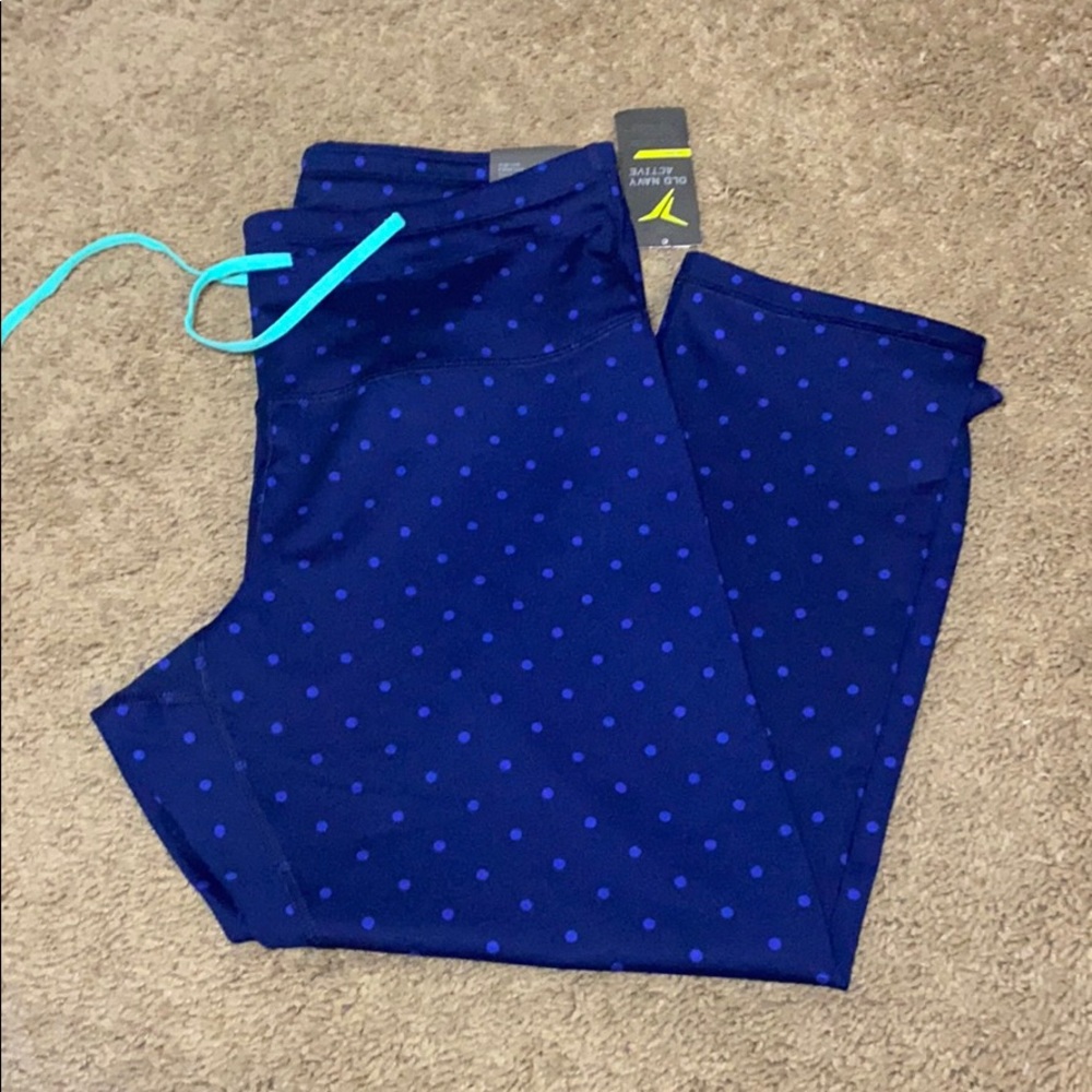 BRAND NEW Old Navy Active Leggings